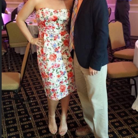 Francesca’s floral sweetheart strapless dress - Picture 5 of 6